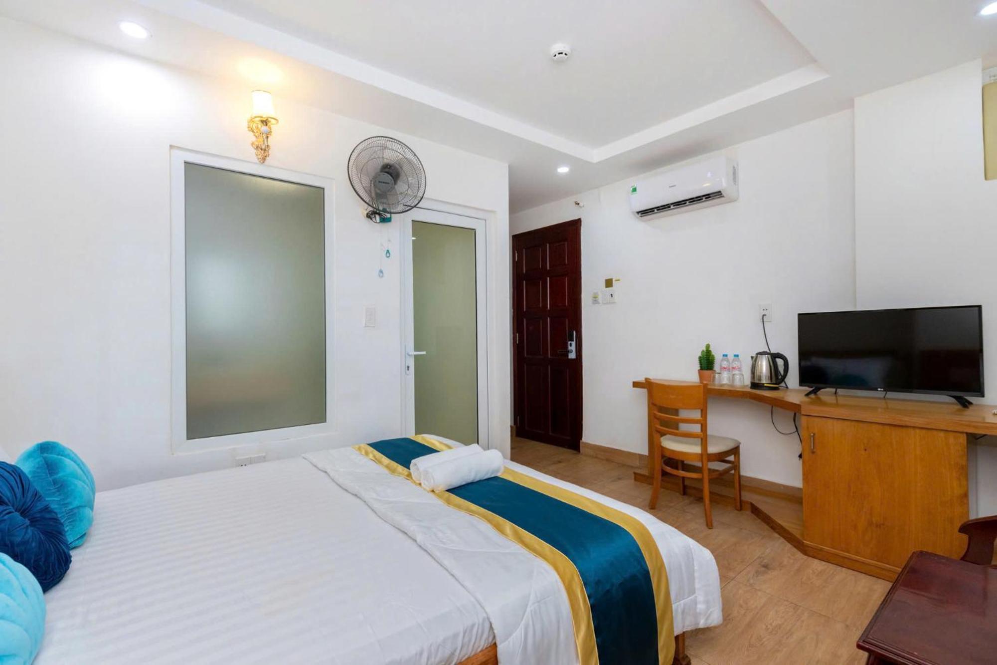 Summer Beach Hotel - Back Beach Вунгтау Екстер'єр фото